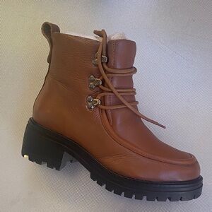 Kenneth Cole Tan Lace Up Boots